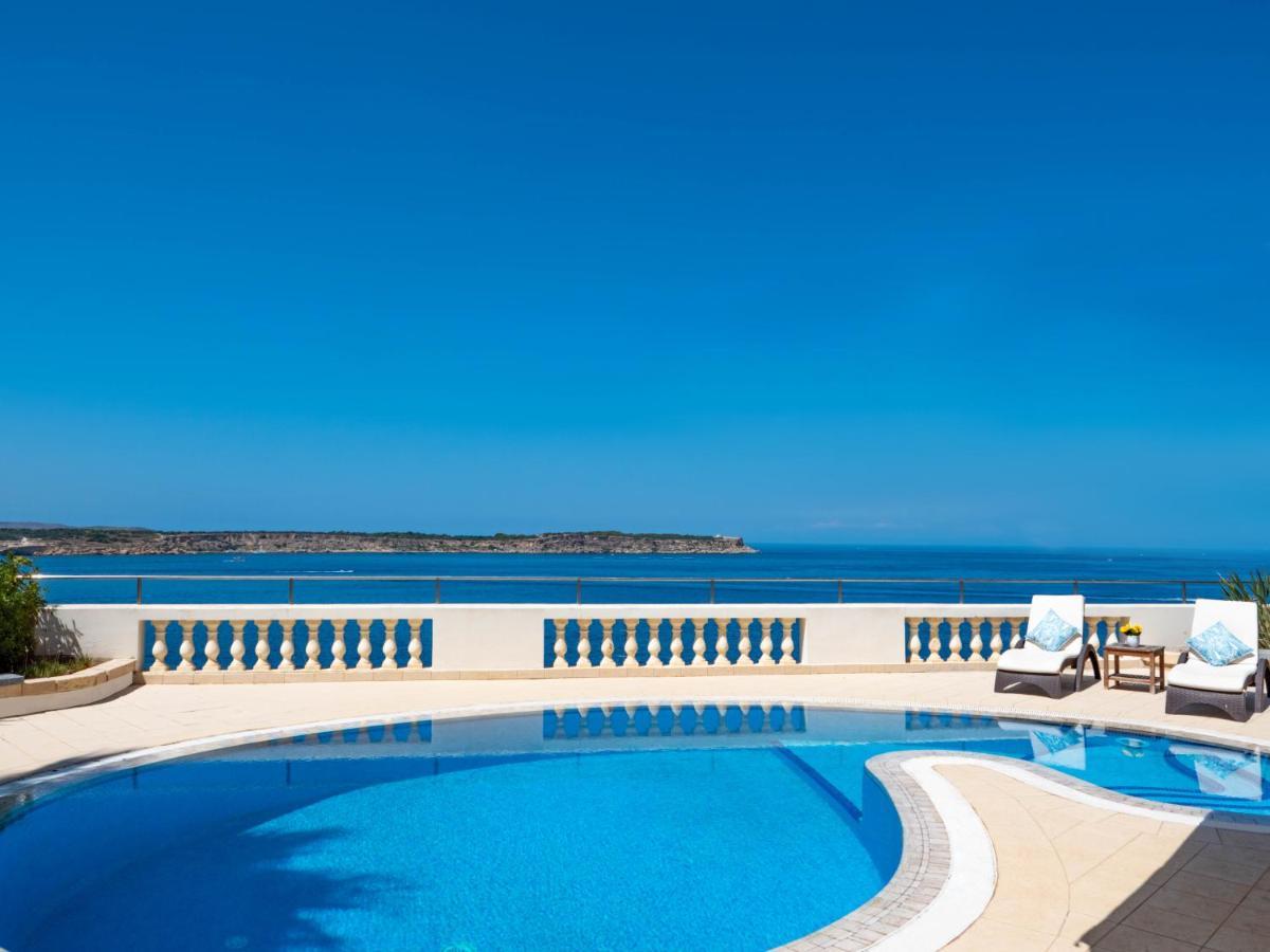 Villa Palma - Sunset Sea Views With Pool, Jacuzzi, Sauna And Games Room Mellieha Ngoại thất bức ảnh