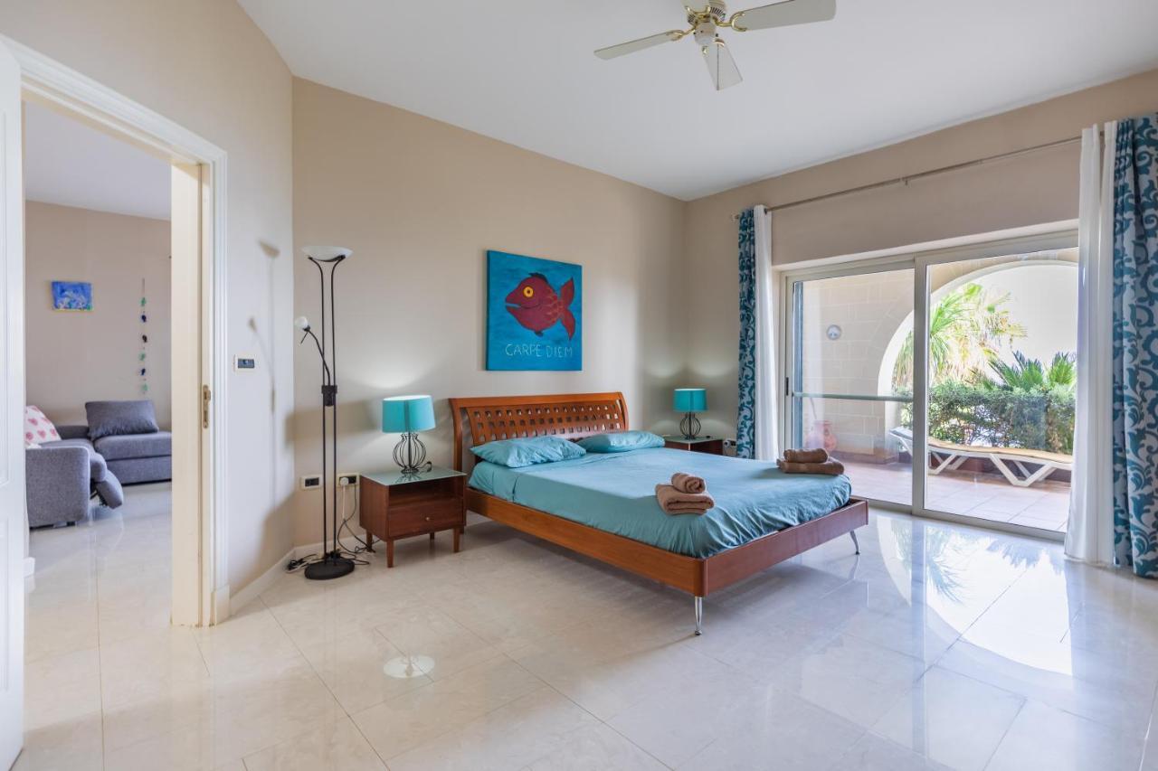 Villa Palma - Sunset Sea Views With Pool, Jacuzzi, Sauna And Games Room Mellieha Ngoại thất bức ảnh