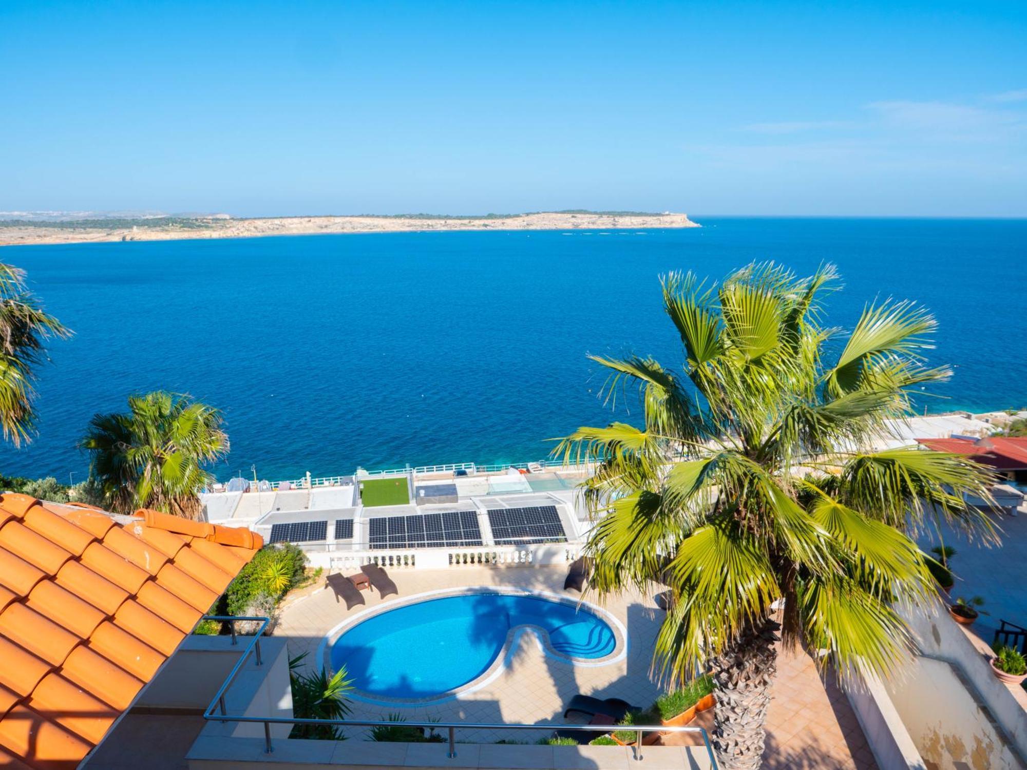 Villa Palma - Sunset Sea Views With Pool, Jacuzzi, Sauna And Games Room Mellieha Ngoại thất bức ảnh