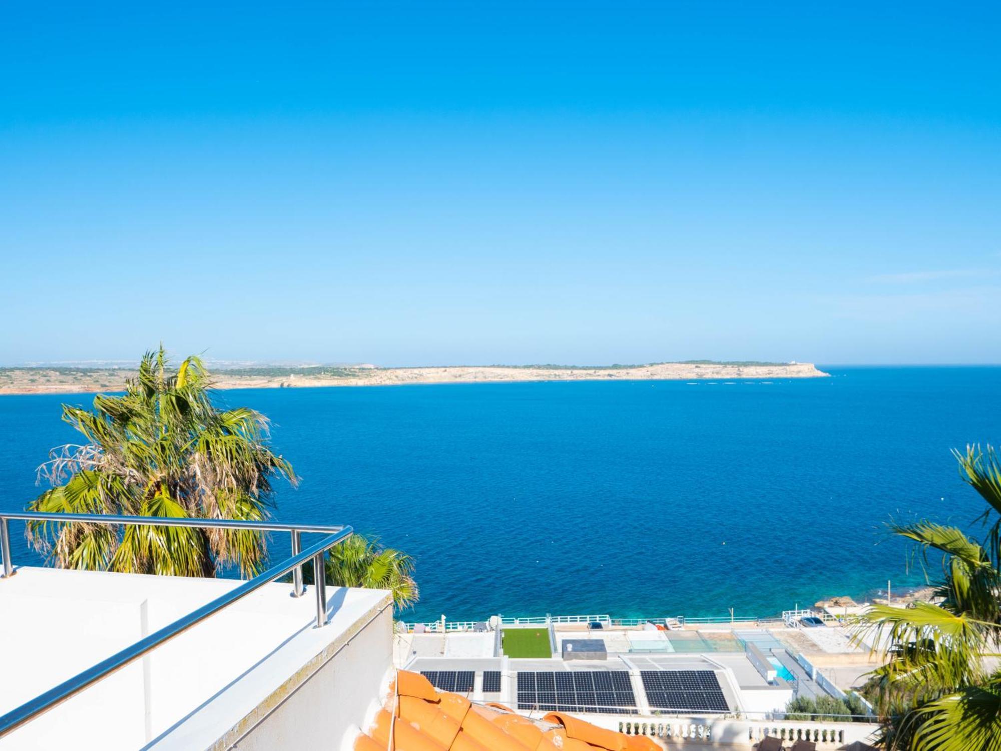 Villa Palma - Sunset Sea Views With Pool, Jacuzzi, Sauna And Games Room Mellieha Ngoại thất bức ảnh